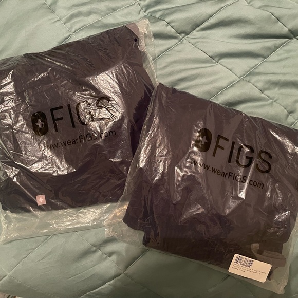 NWT Navy Figs Scrubs - Picture 2 of 3
